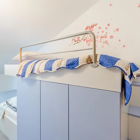 Penzo Apartment *
